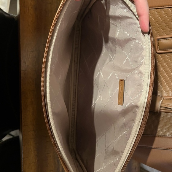 Michael Kors Kali Leather Large Tote Purse Satchel with Laptop / iPad Case - Picture 7 of 10